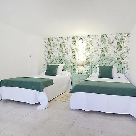 Apartamento Cerca Del Paseo Maritimo De O Grove Exterior photo
